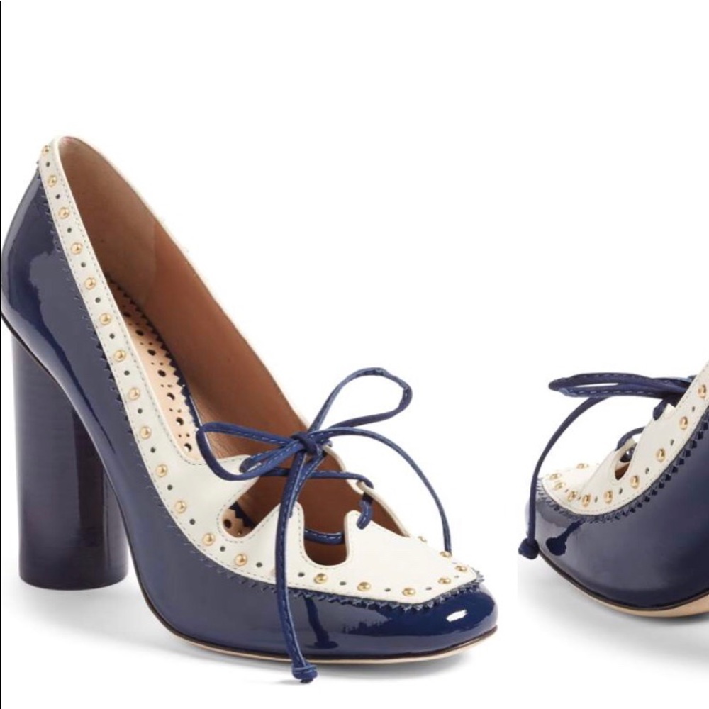 Tory Burch Navy Blue and White Patent Leather Lace-Up Block Heel Pumps
